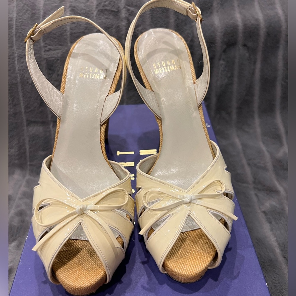 Stuart Weitzman BowPeep Chalk Soft Patent Pumps
